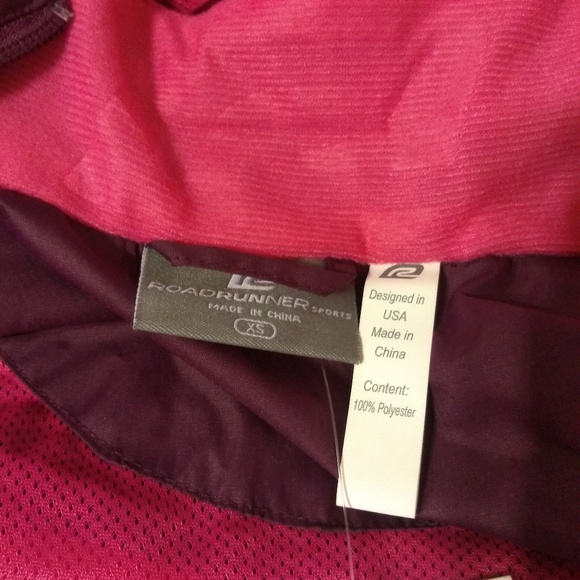 Women's R-Gear Run Jacket - Picture 5 of 6